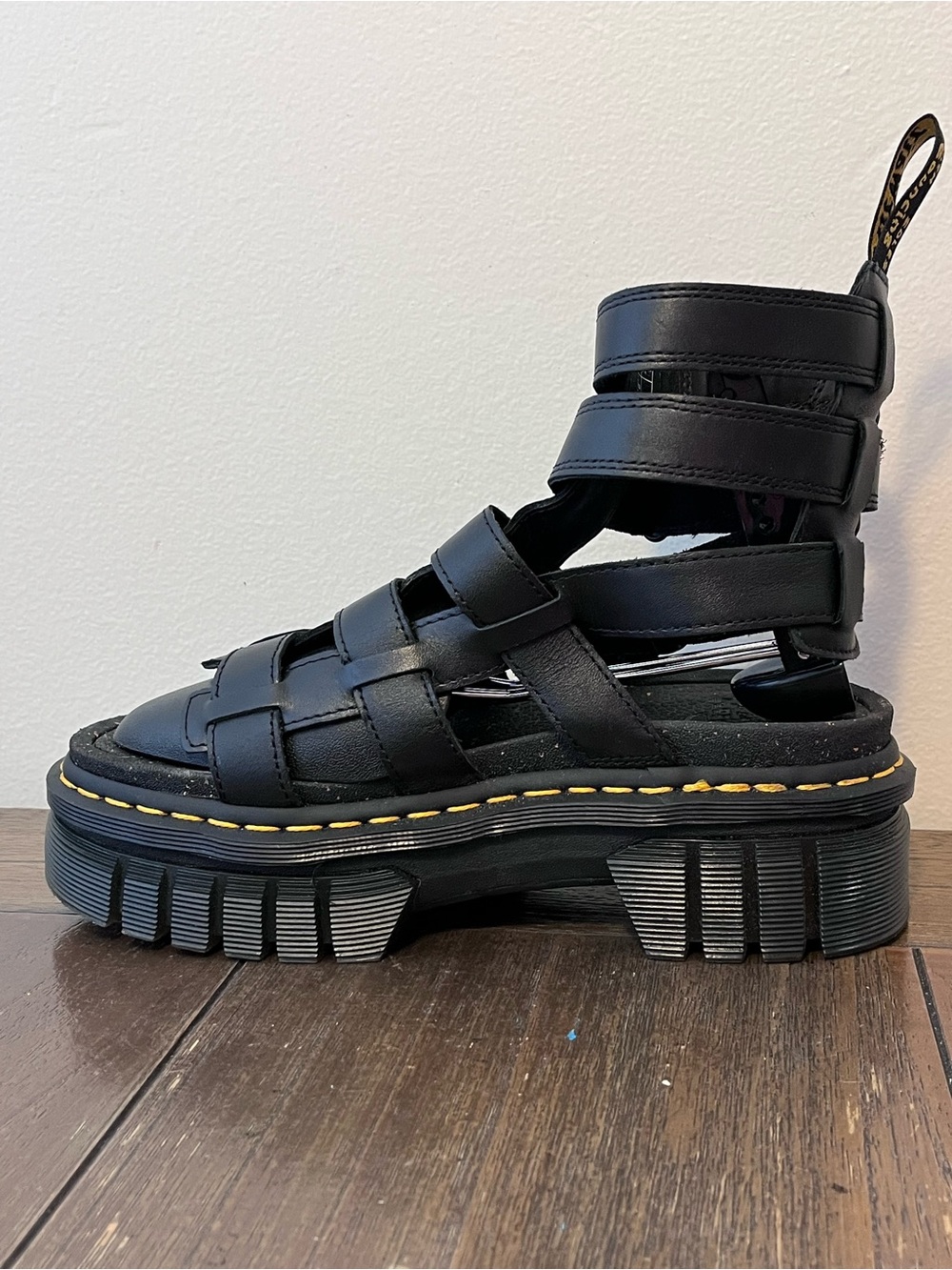 Dr. Martens Ricki Gladiator Black Platform Sandals Womens size 8 - Picture 3 of 11